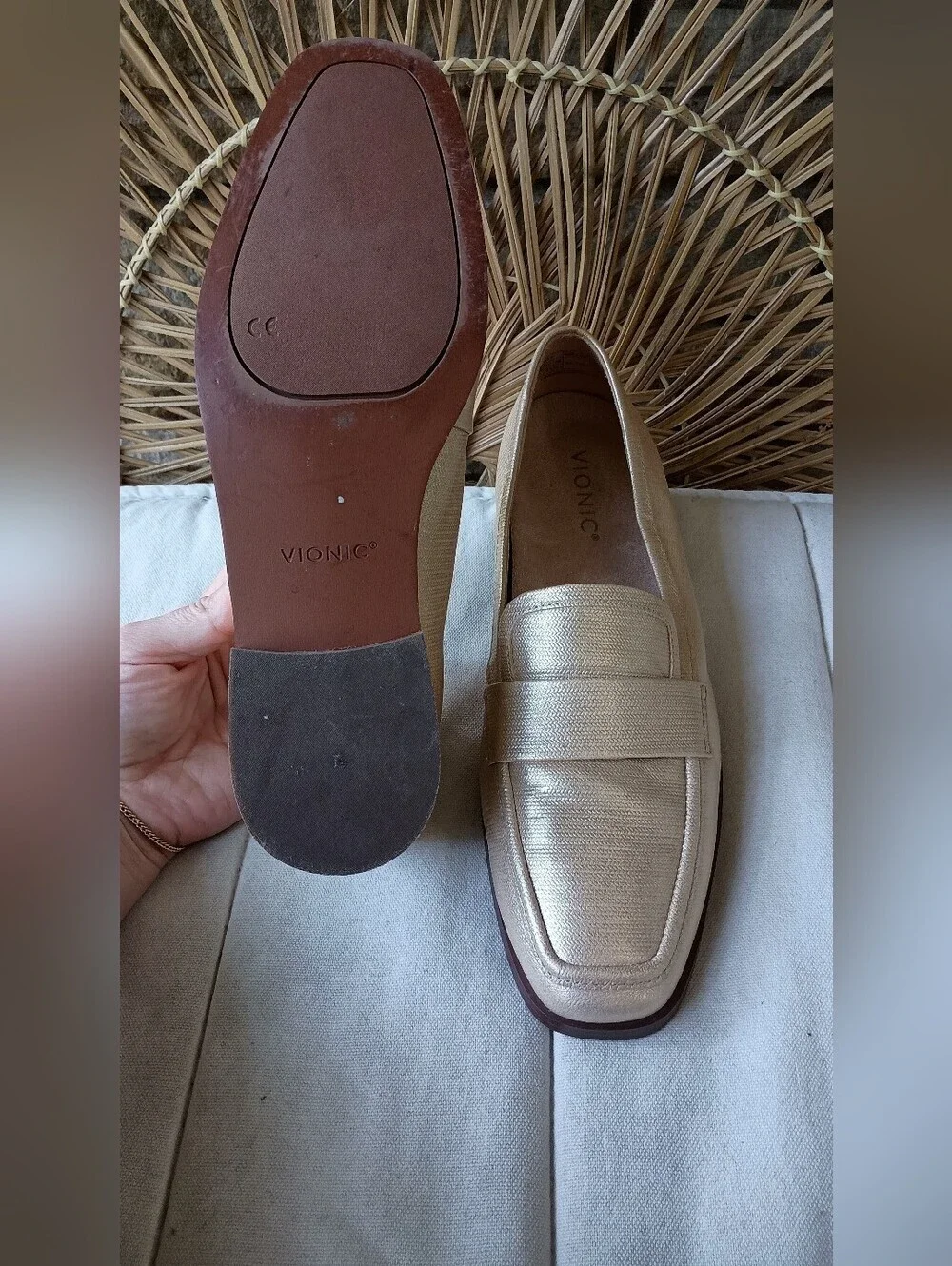 Vionic Women's Wren Sellah II Metallic Gold Loafers_9.5